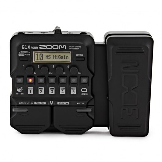 Zoom G1X FOUR Multi-Effects Pedal