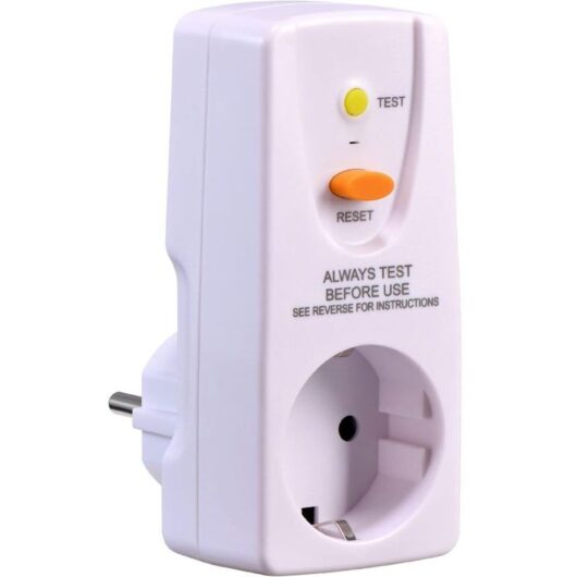 Intermediate FI plug for personal protection against electric shock, 16 A, 220-250 V, 10 mA safety adapter